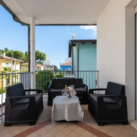 Jesolo, Terrazza Vicino Al Mare, 6 Posti Letto Appartement *