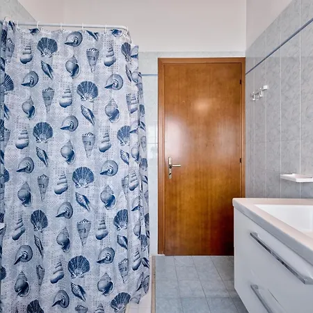 Apartment Marila 6 *